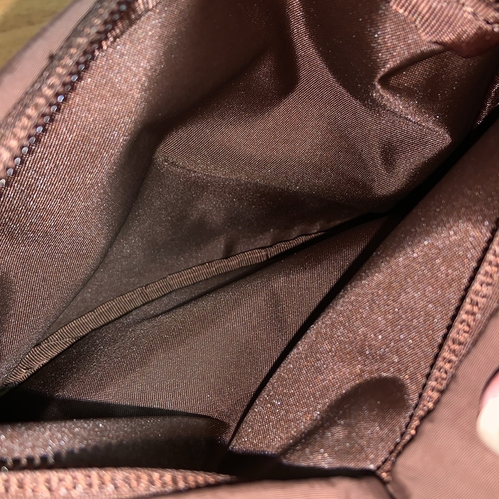 NWT Lululemon Athletica Clean Lines Belt Bag 2L - Picture 8 of 15